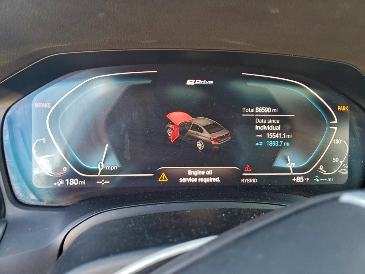 2021 BMW 330E - zdjęcie 9