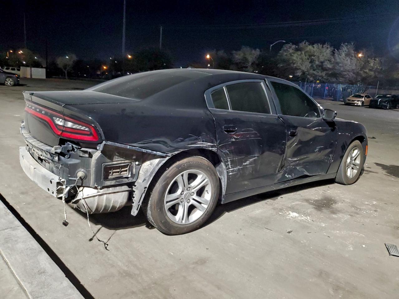 2020 Dodge Charger Sxt - zdjęcie 3