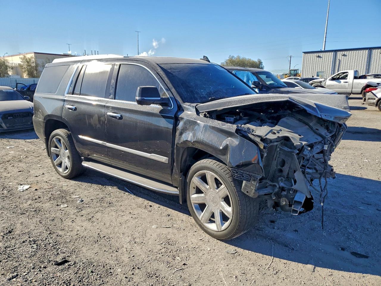 2020 Cadillac Escalade Luxury - zdjęcie 4