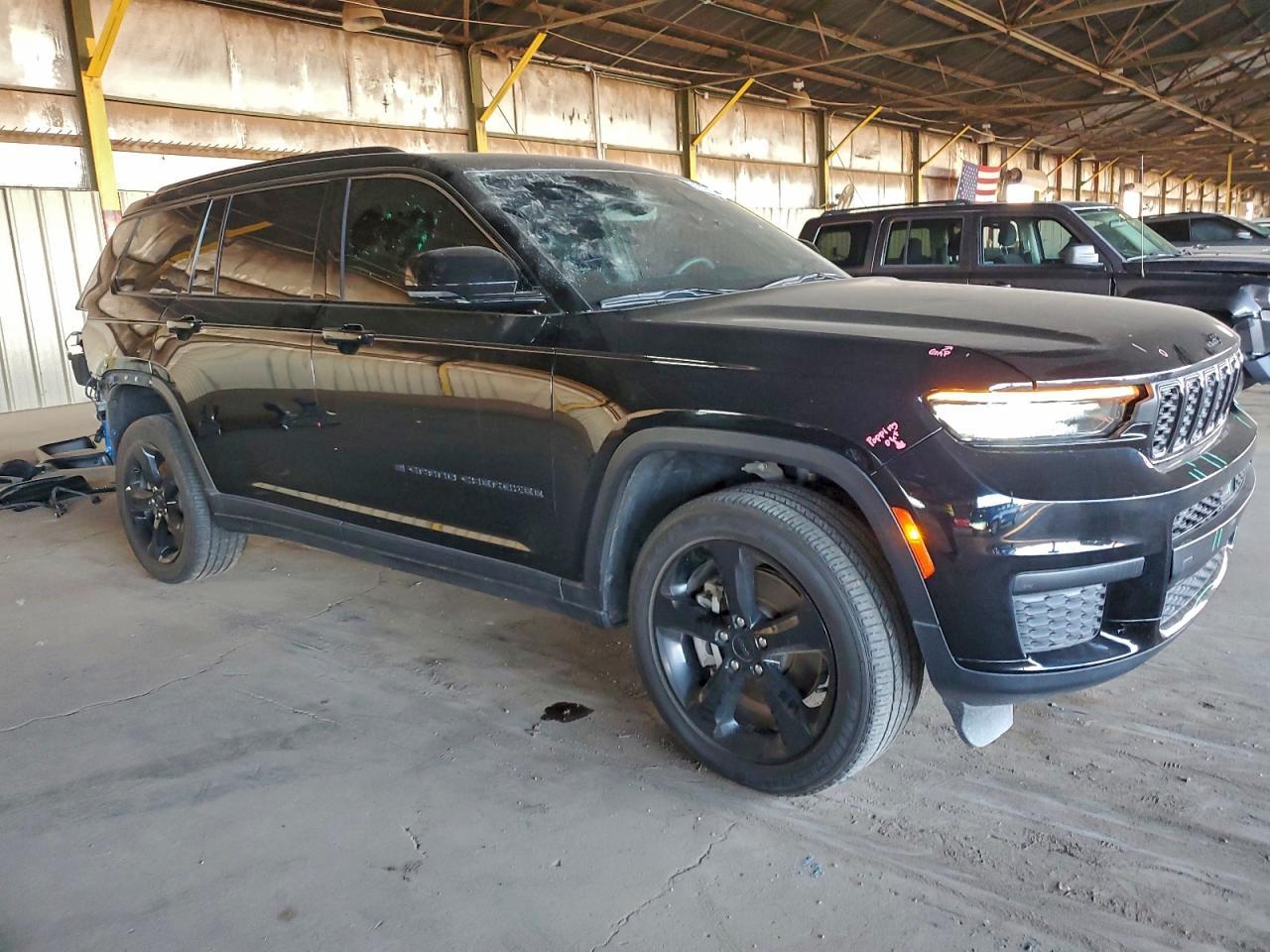 2023 Jeep Grand Cherokee L Laredo - zdjęcie 4