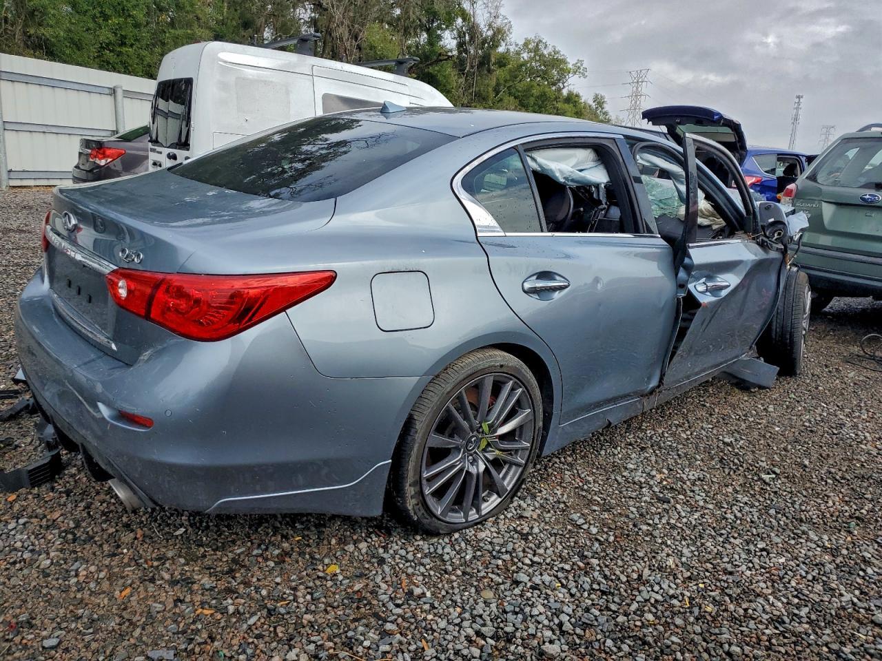 2018 Infiniti Q50 - zdjęcie 3