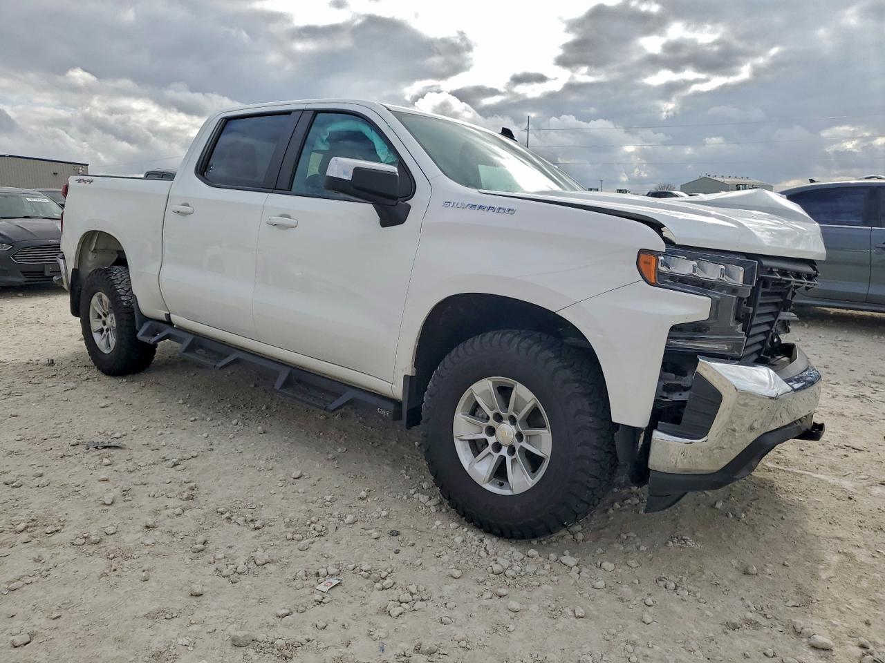 2021 Chevrolet Silverado K1500 Lt - zdjęcie 4