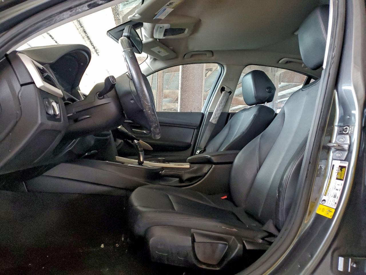 2015 BMW 320 I - zdjęcie 7