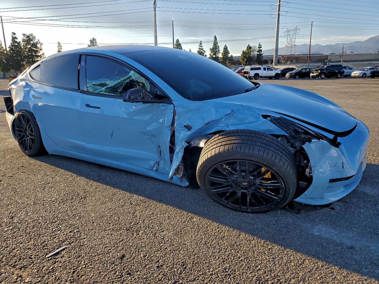 2021 Tesla Model 3 - zdjęcie 4