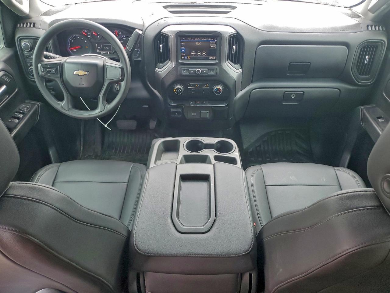 2019 Chevrolet Silverado K1500 - zdjęcie 8