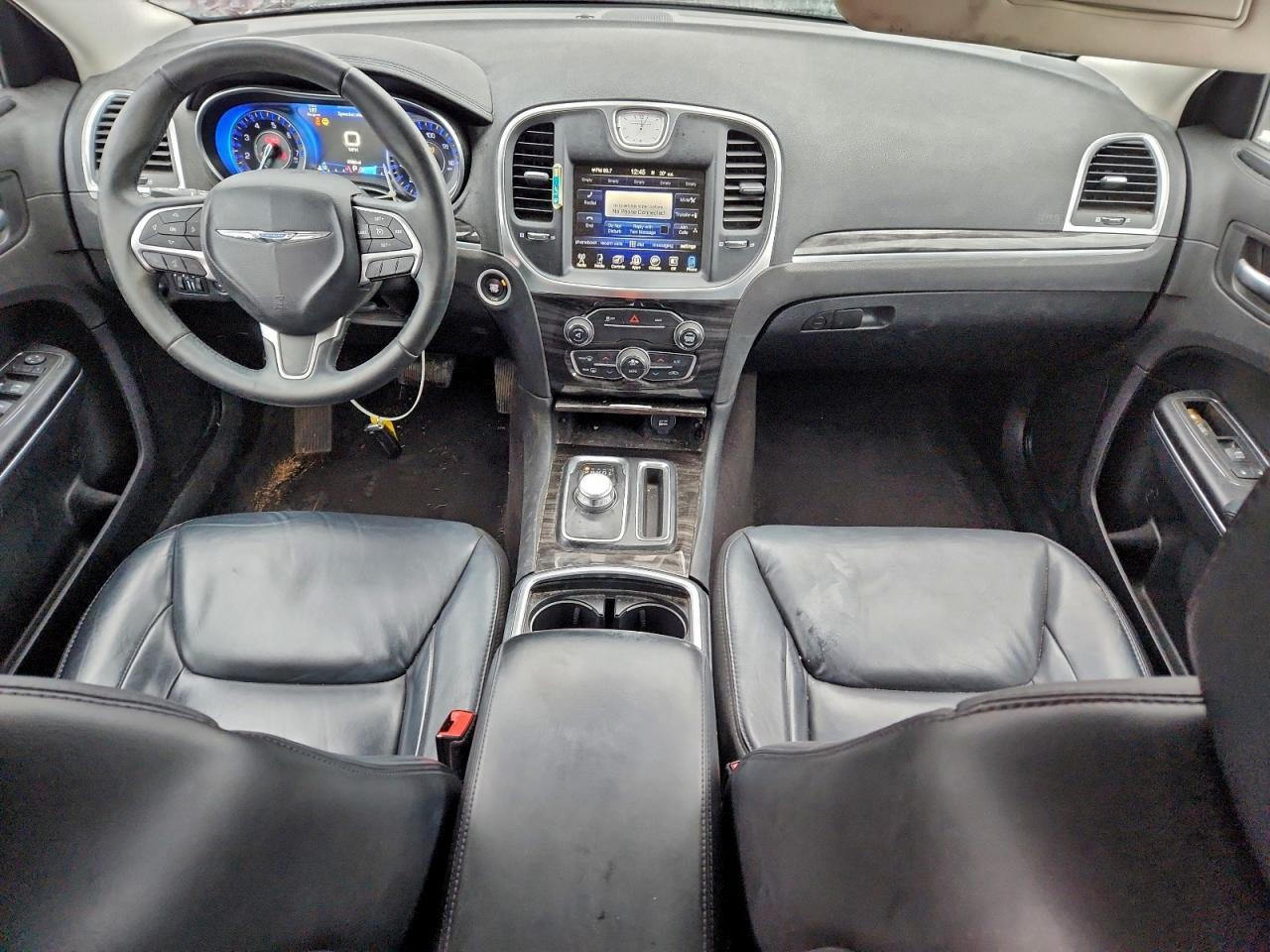 2016 Chrysler 300 Limited - zdjęcie 8