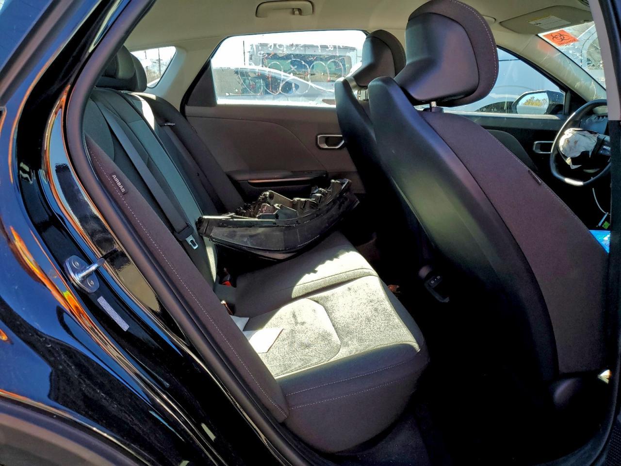 2025 Kia K4 Lx - zdjęcie 10