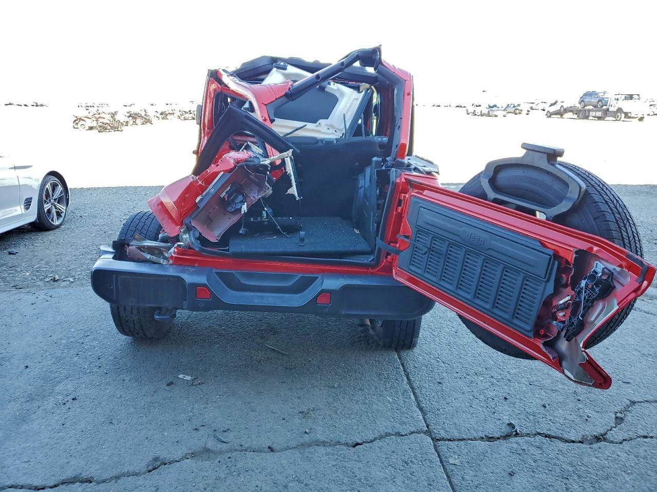 2022 Jeep Wrangler Unlimited Sport - zdjęcie 6