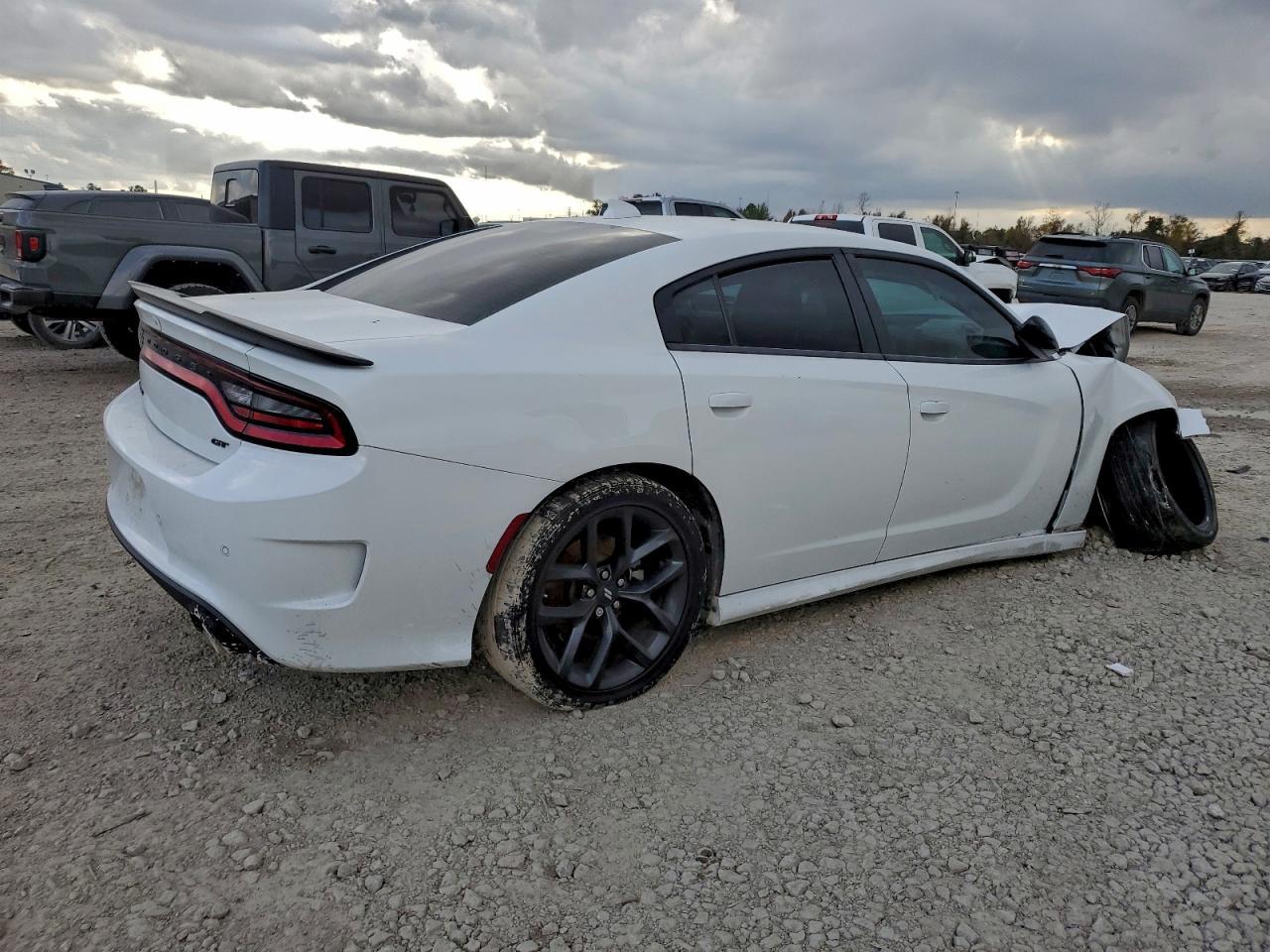 2023 Dodge Charger Gt - zdjęcie 3
