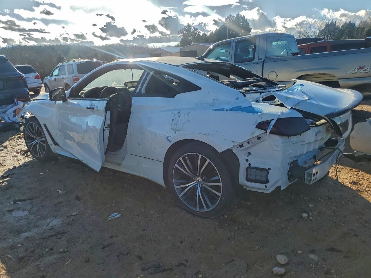 2018 Infiniti Q60 Luxe 300 - zdjęcie 2
