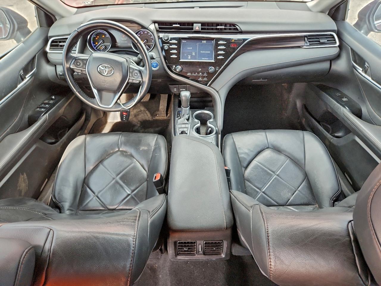 2018 Toyota Camry Hybrid - zdjęcie 8