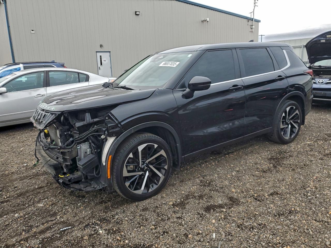 2023 Mitsubishi Outlander Se - zdjęcie główne