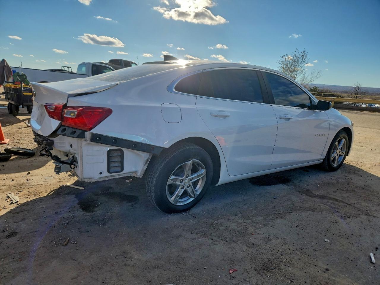 2020 Chevrolet Malibu Ls - zdjęcie 3