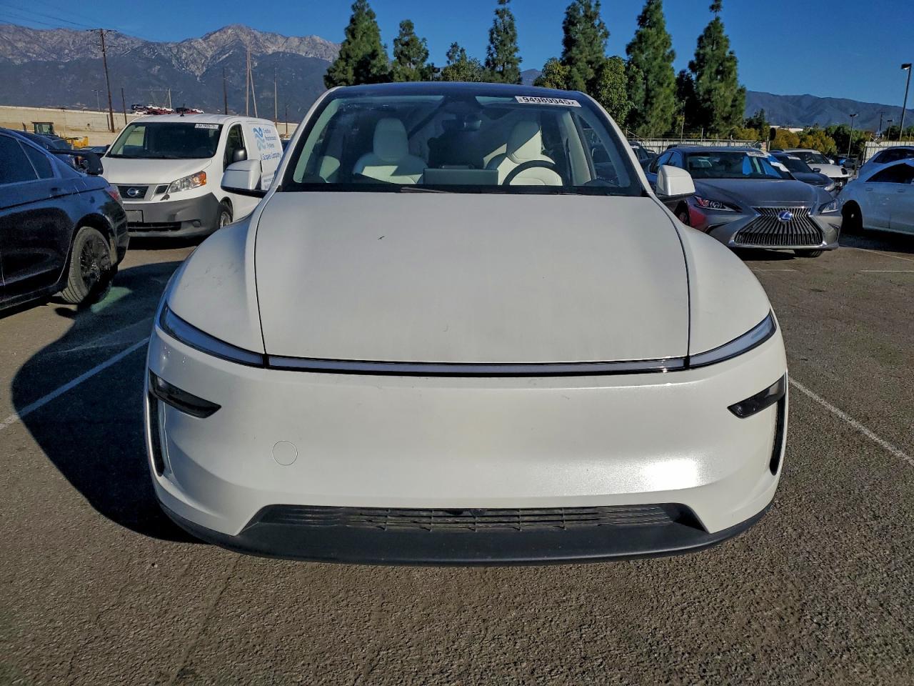 2026 Tesla Model Y - zdjęcie 5