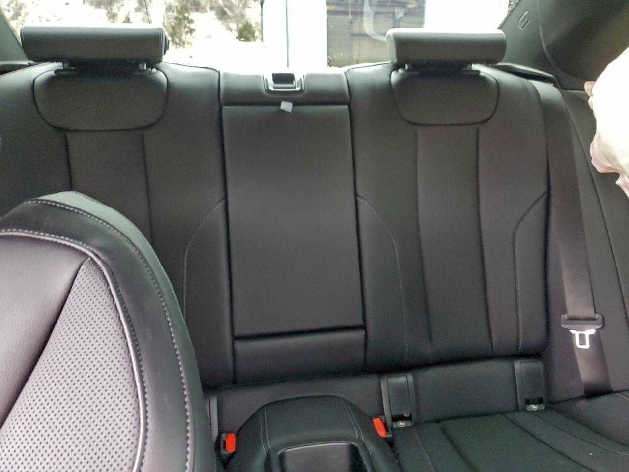 2024 BMW M240Xi - zdjęcie 10