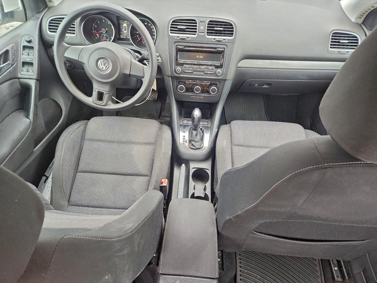 2013 Volkswagen Golf - zdjęcie 8
