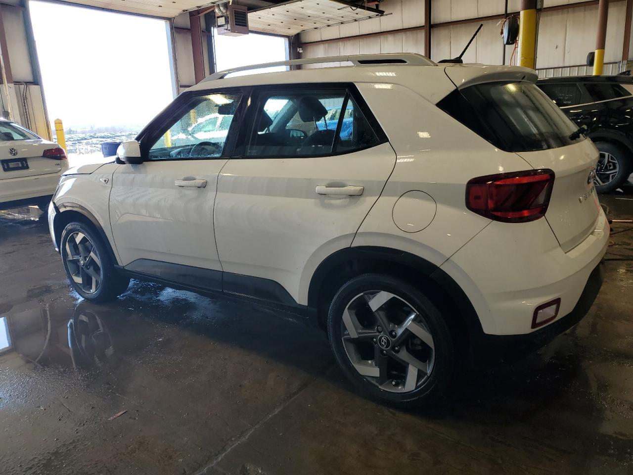 2023 Hyundai Venue Sel - zdjęcie 2