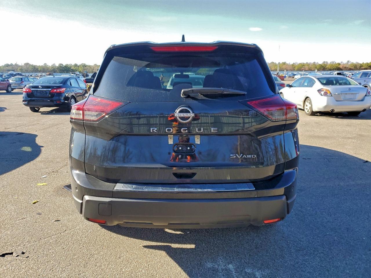 2024 Nissan Rogue Sv - zdjęcie 6