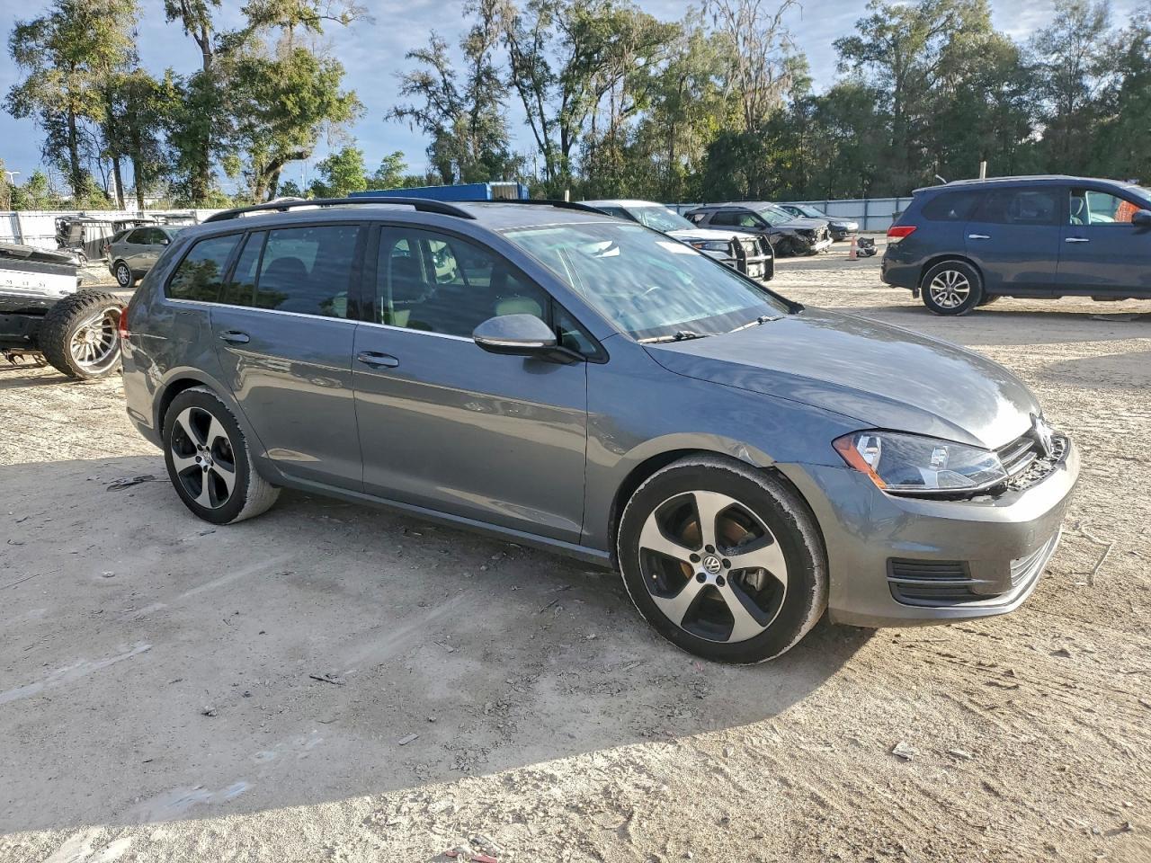 2015 Volkswagen Golf Sportwagen Tdi S - zdjęcie 4