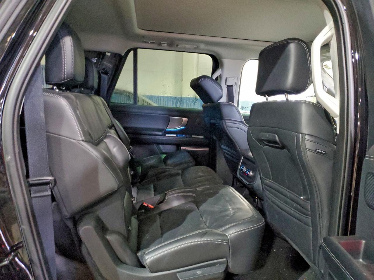 2025 Ford Expedition Max Platinum - zdjęcie 11