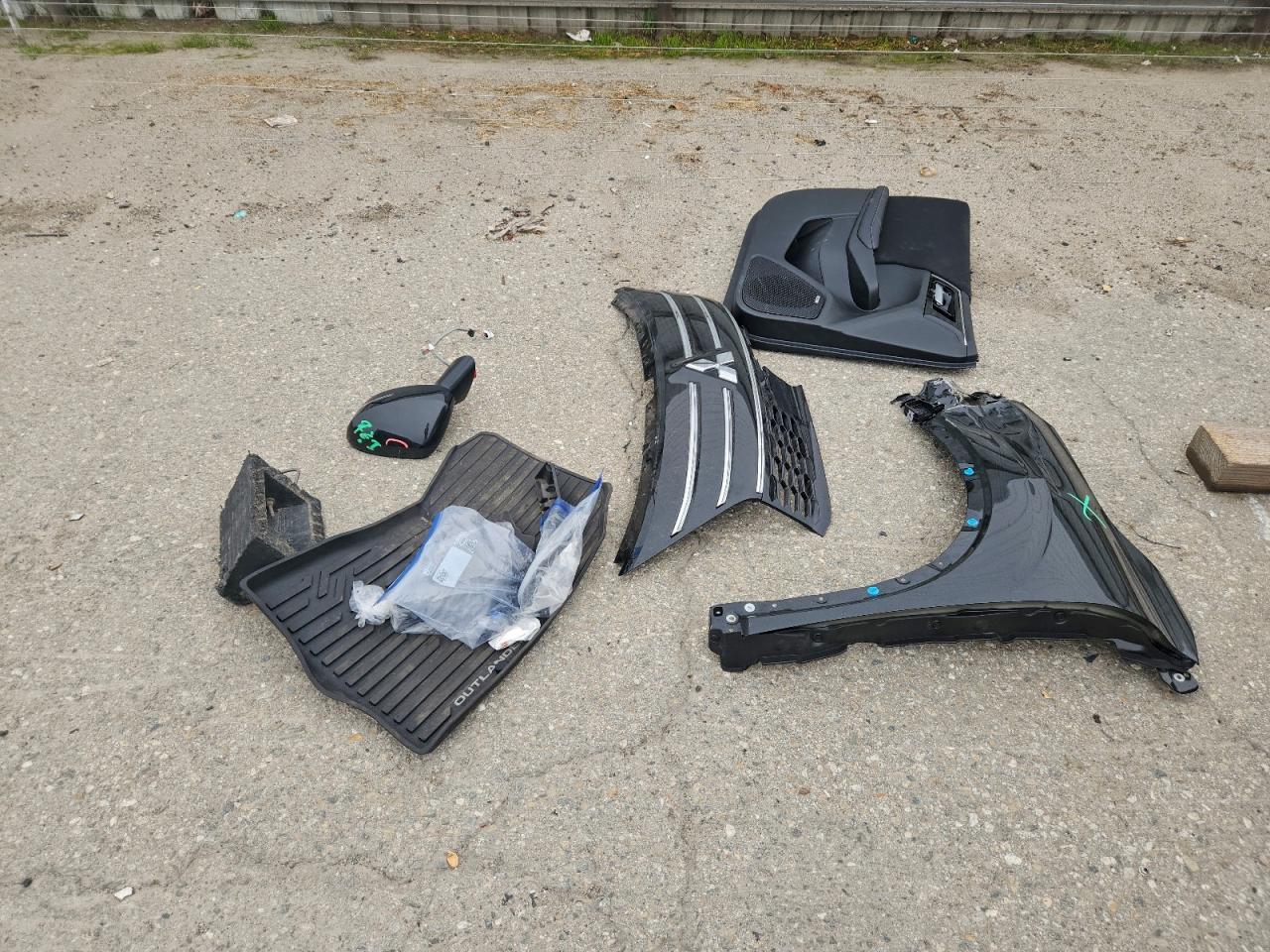 2025 Mitsubishi Outlander Es - zdjęcie 12