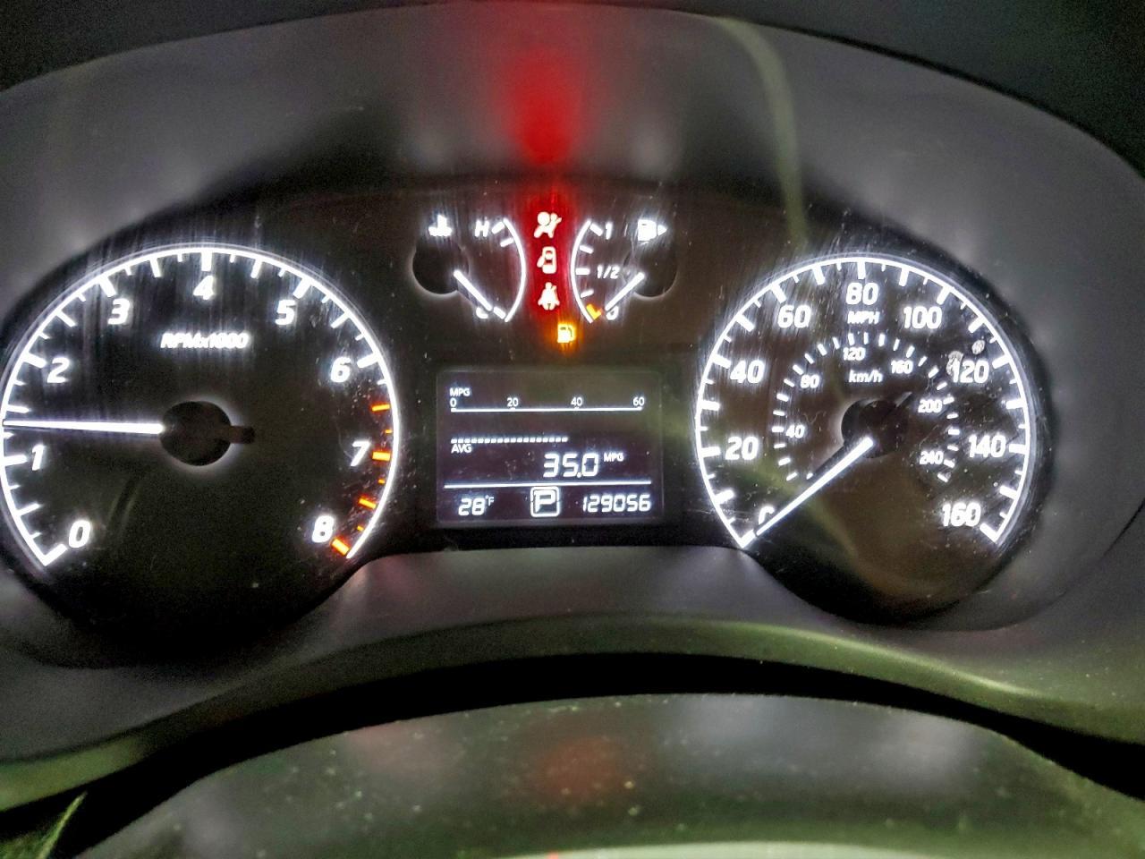 2017 Nissan Sentra S - zdjęcie 9