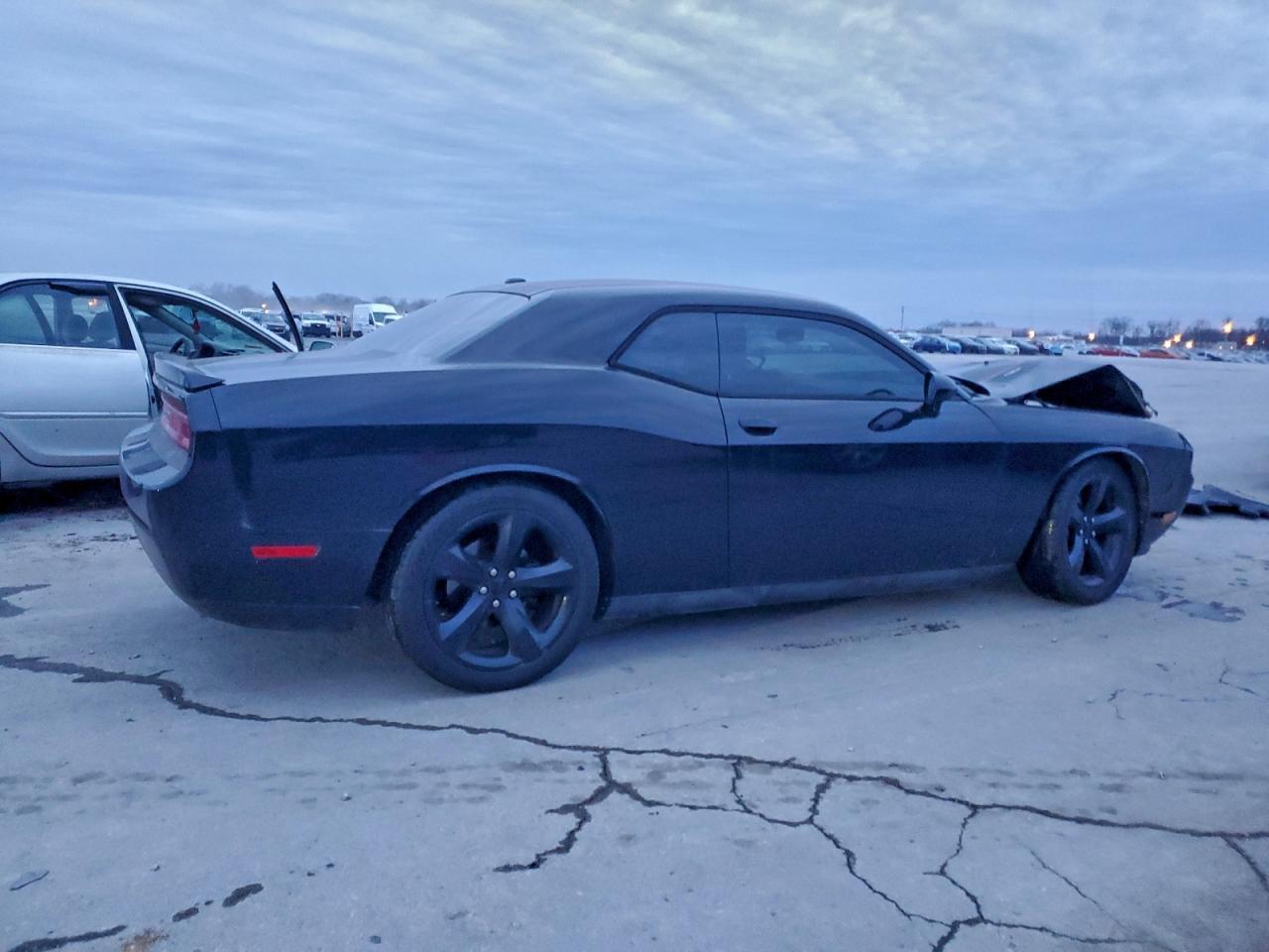 2014 Dodge Challenger R/T - zdjęcie 3