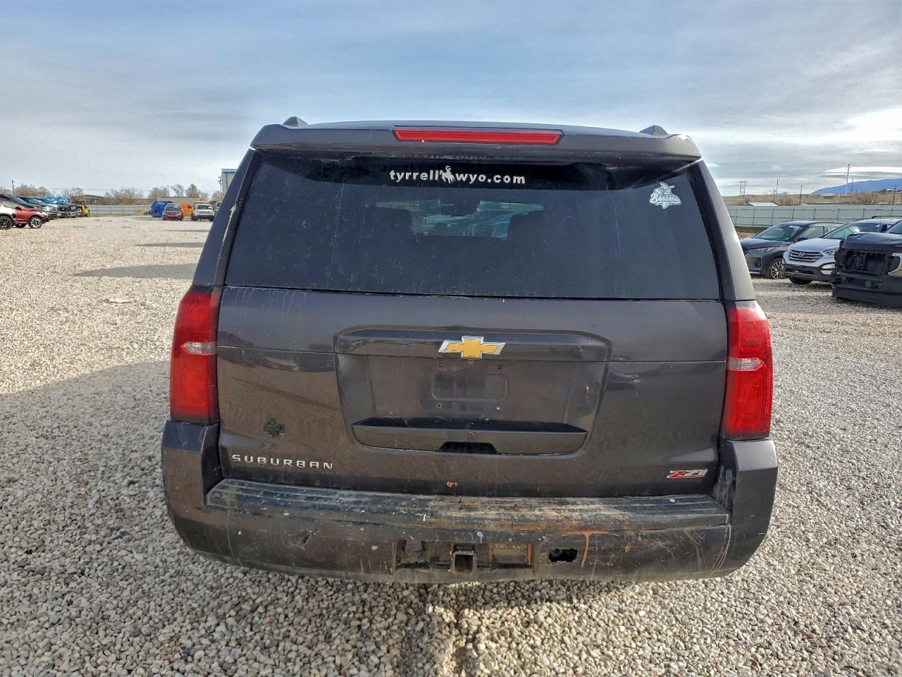 2017 Chevrolet Suburban K1500 Lt - zdjęcie 6