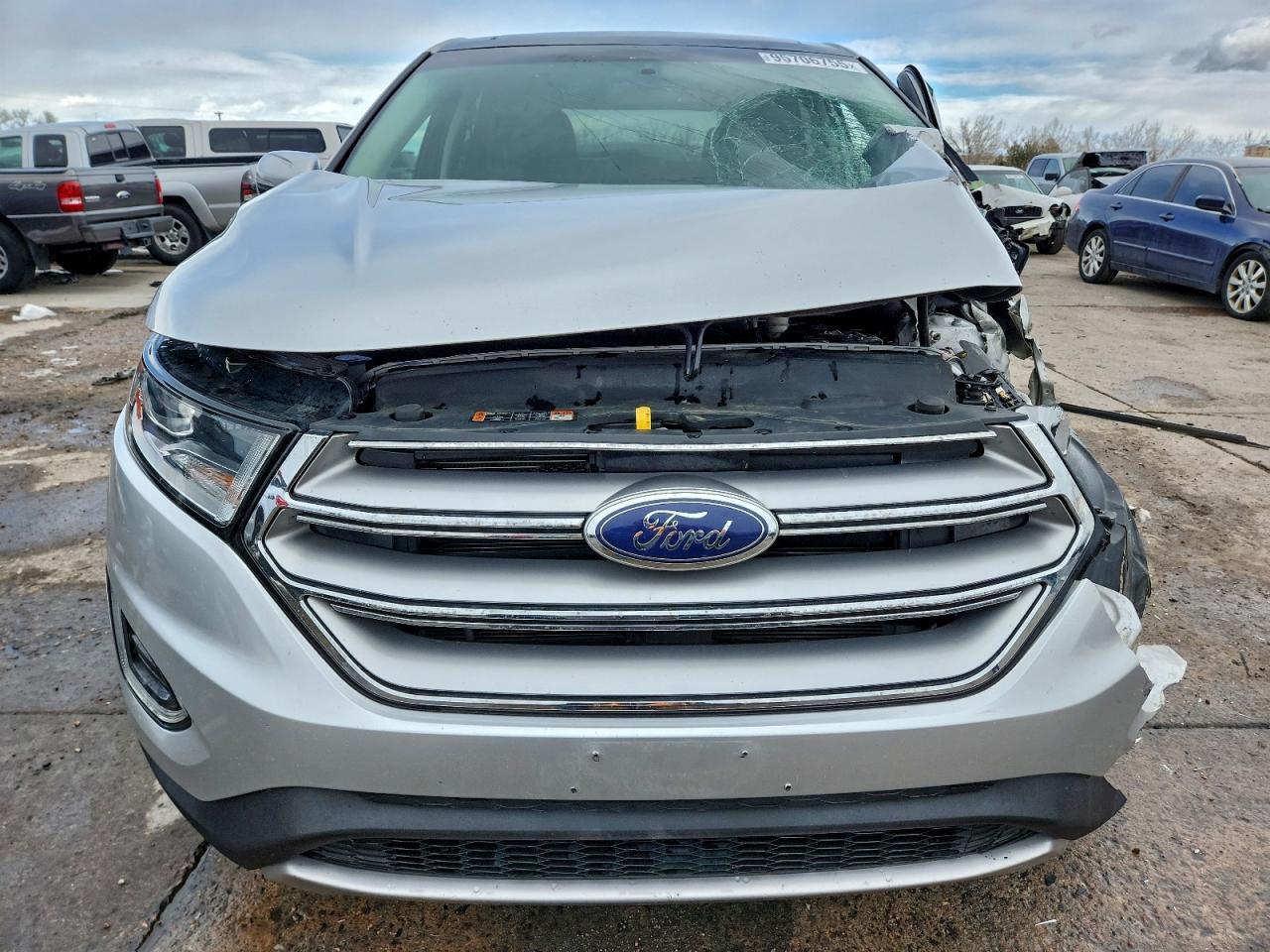 2016 Ford Edge Titanium - zdjęcie 5