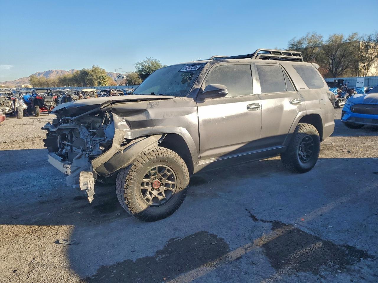 2022 Toyota 4Runner Limited - zdjęcie główne