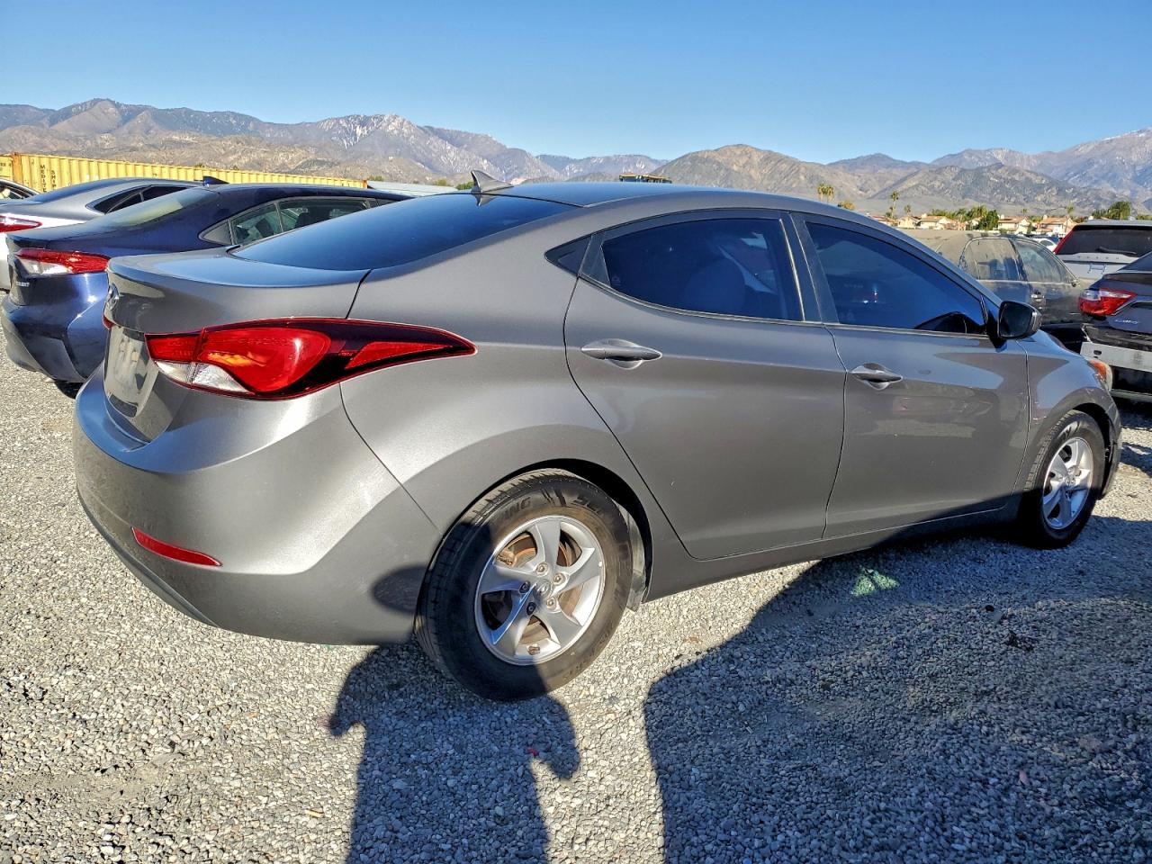 2014 Hyundai Elantra Se - zdjęcie 3