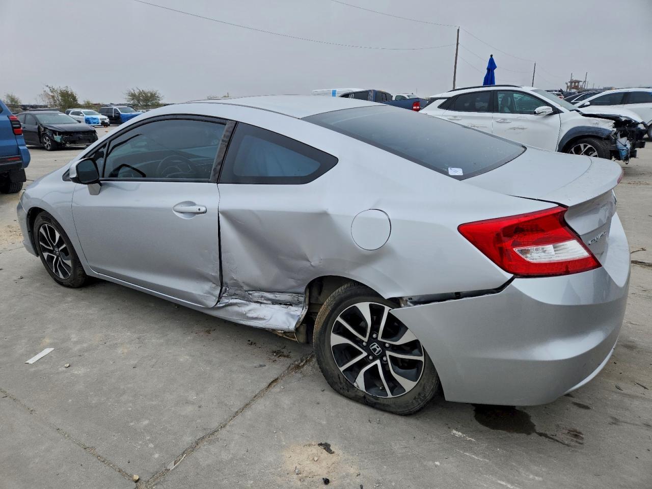 Honda Civic - zdjęcie 2