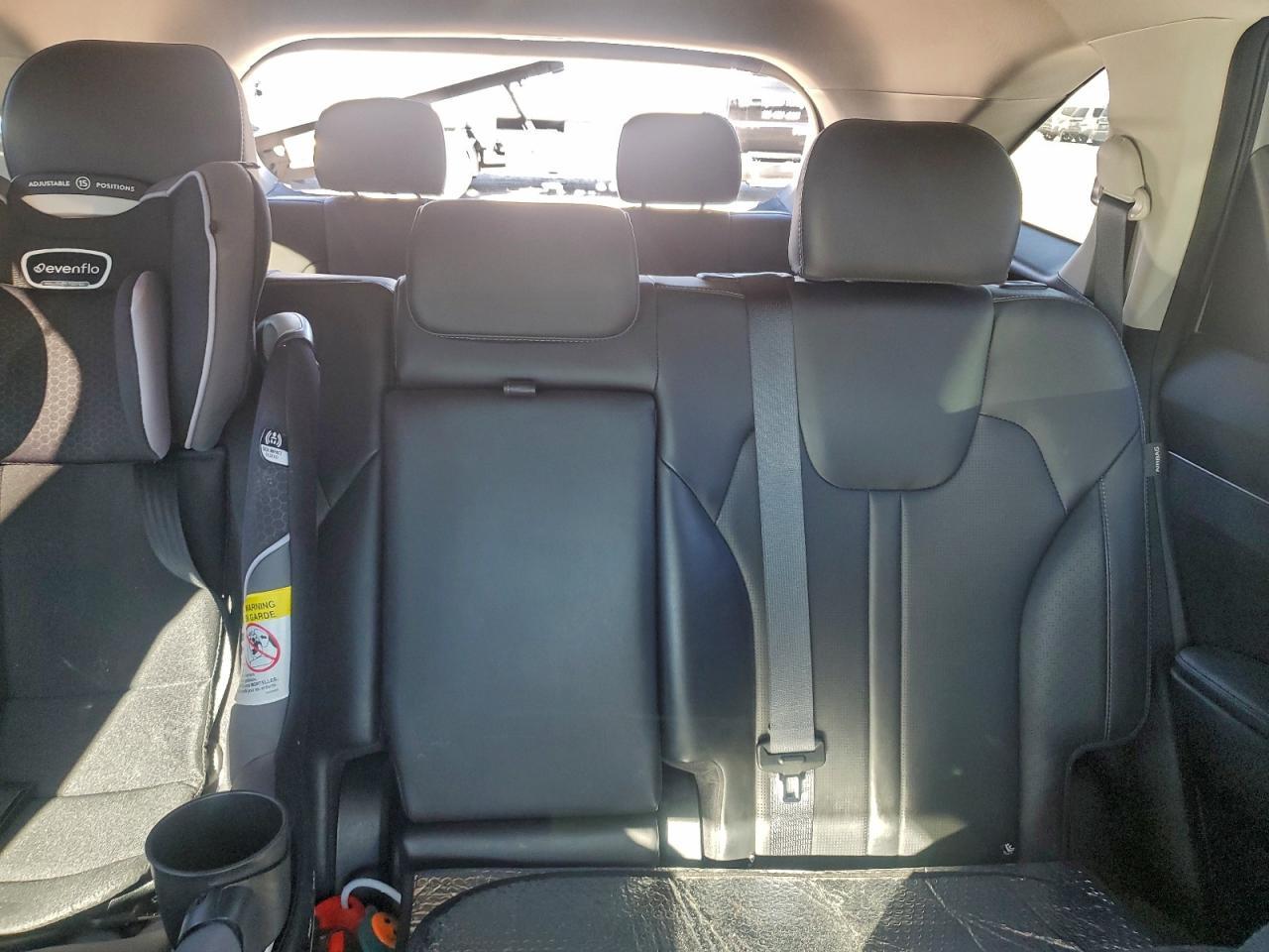 2025 Kia Sorento - zdjęcie 10