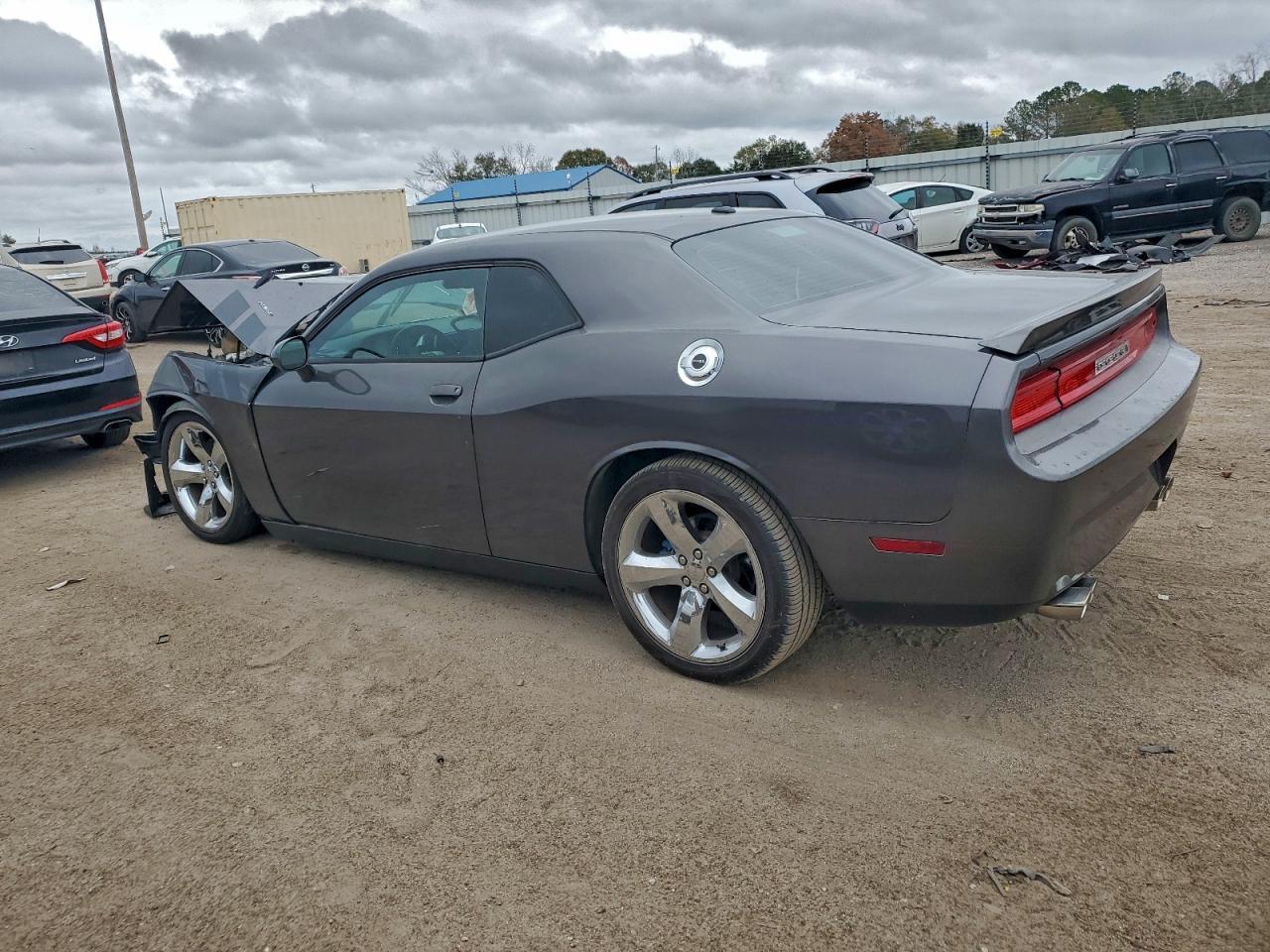 2013 Dodge Challenger R/T - zdjęcie 2