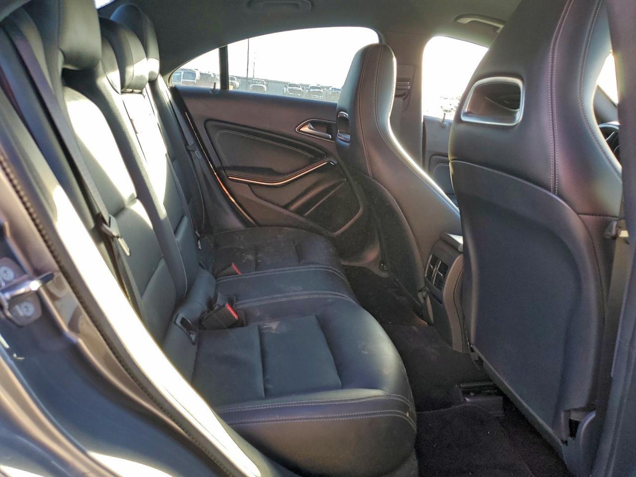 2019 Mercedes-Benz Cla 250 - zdjęcie 10