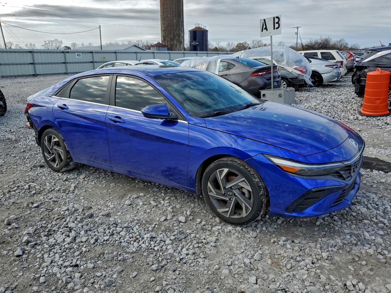 2024 Hyundai Elantra Sel - zdjęcie 4