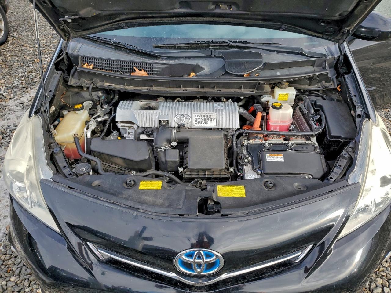 2014 Toyota Prius V - zdjęcie 12