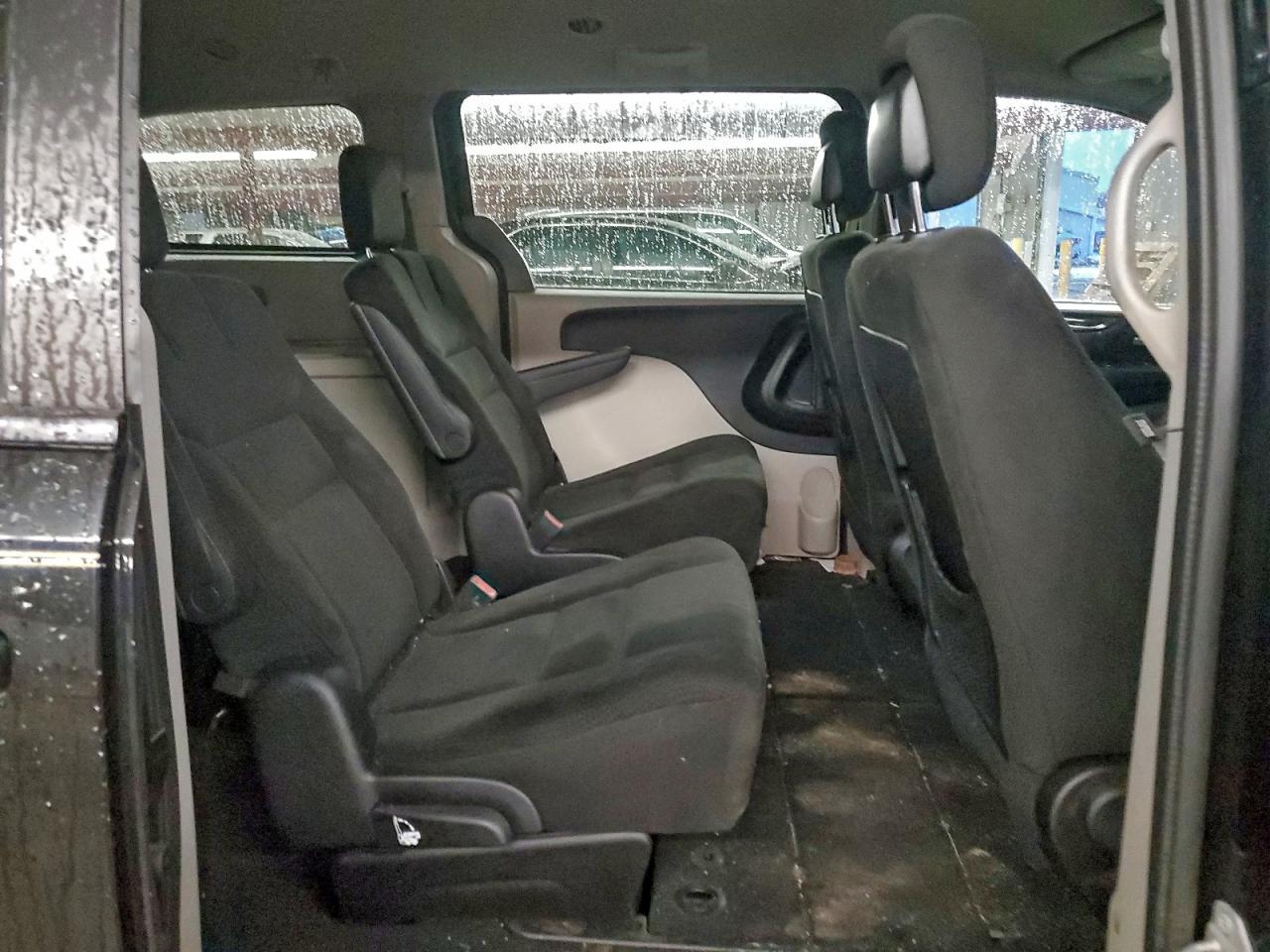 2016 Dodge Grand Caravan Se - zdjęcie 11