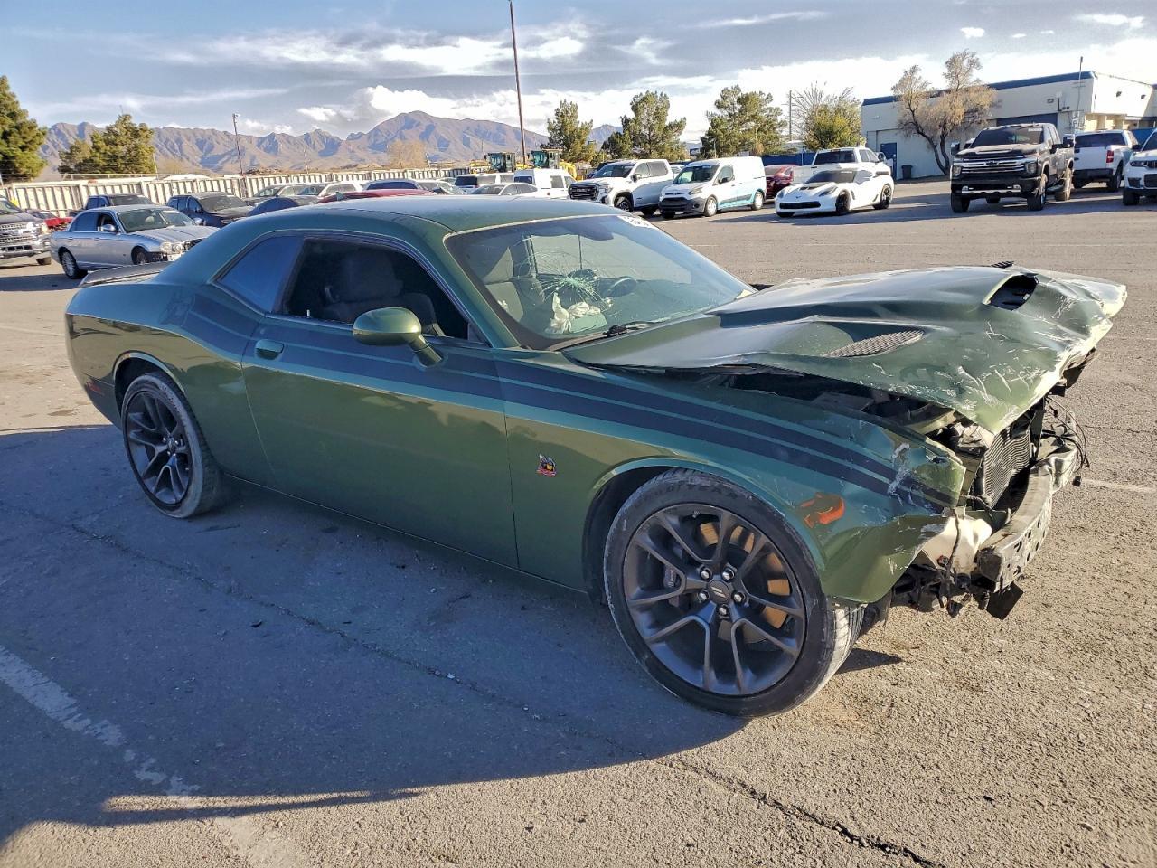 2022 Dodge Challenger R - zdjęcie 4