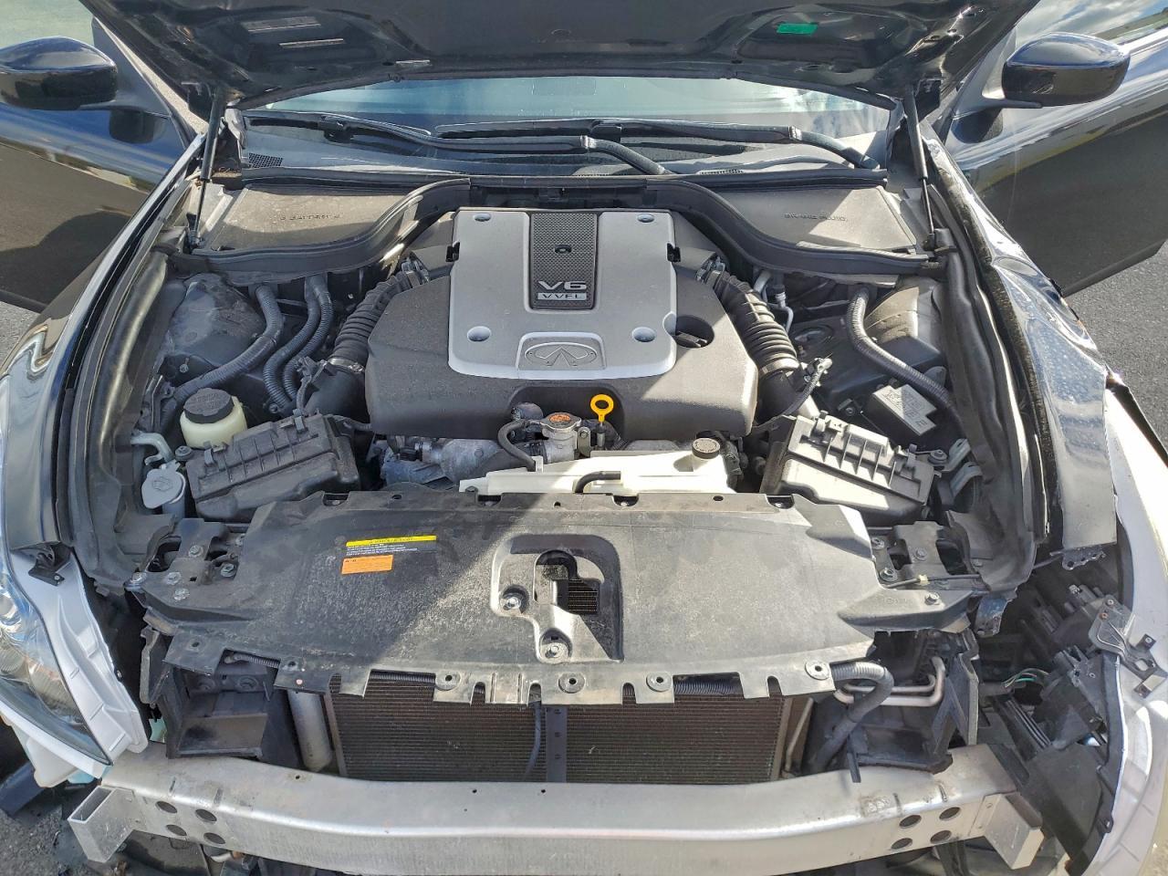 2015 Infiniti Q60 - zdjęcie 11
