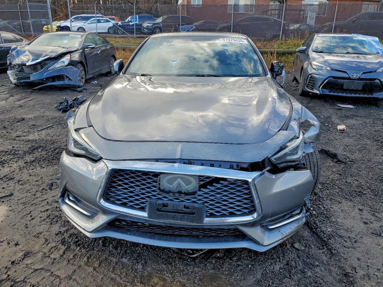 2017 Infiniti Q60 Premium - zdjęcie 5