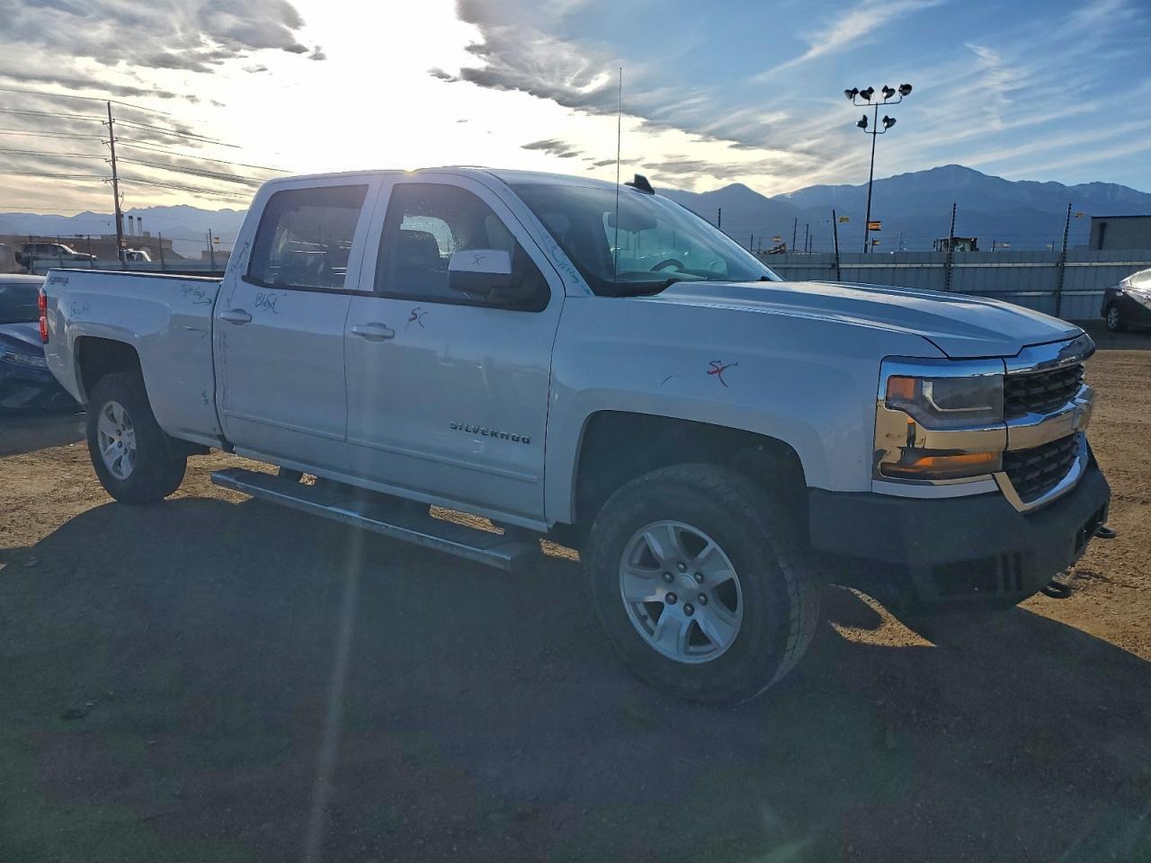 2016 Chevrolet Silverado K1500 Lt - zdjęcie 4