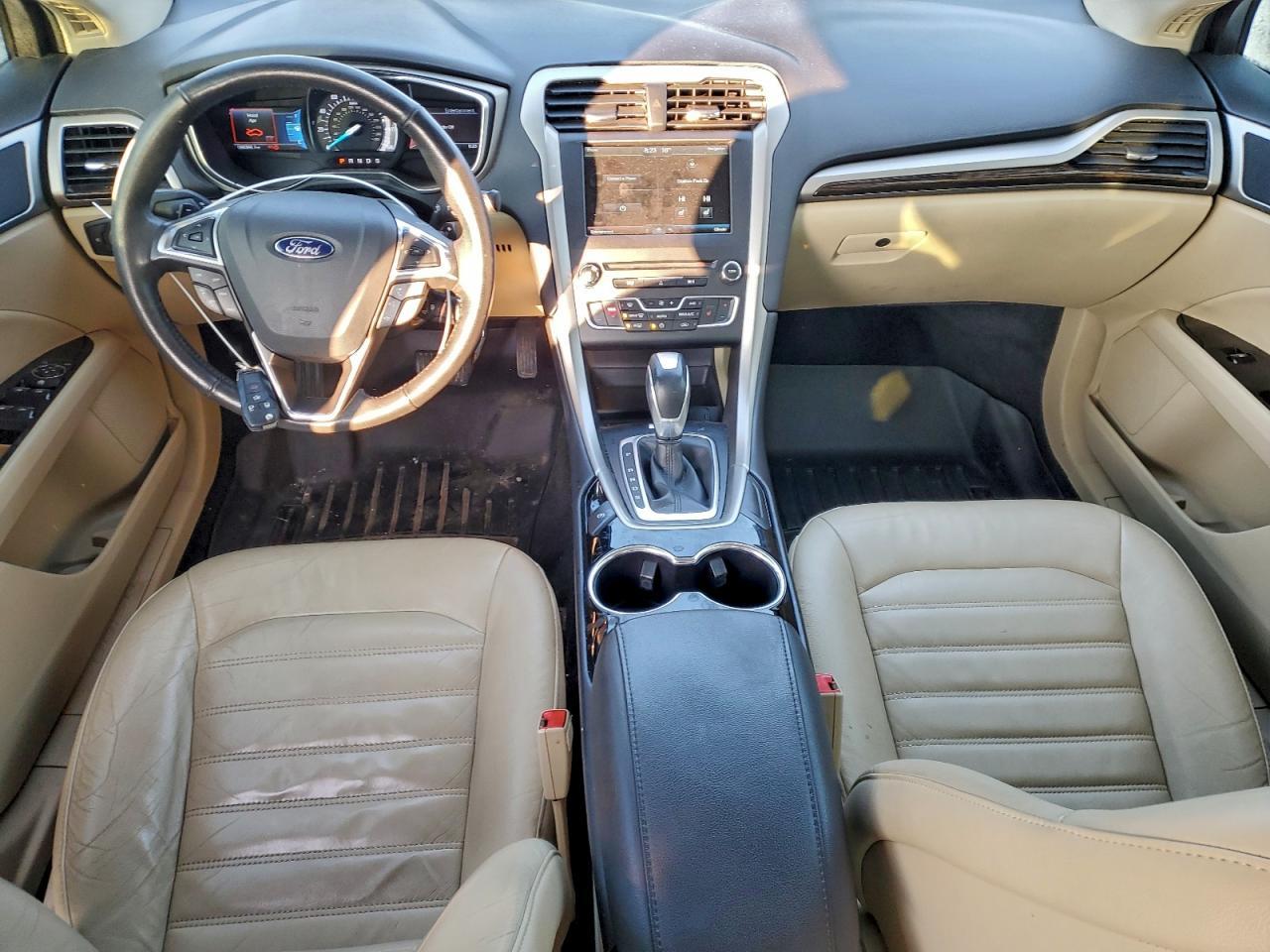 2016 Ford Fusion Se - zdjęcie 8
