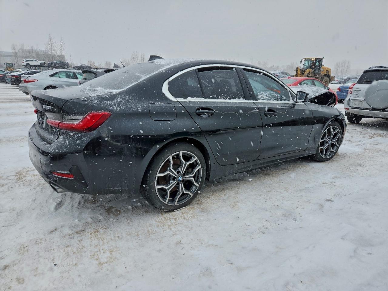 2019 BMW 330Xi - zdjęcie 3