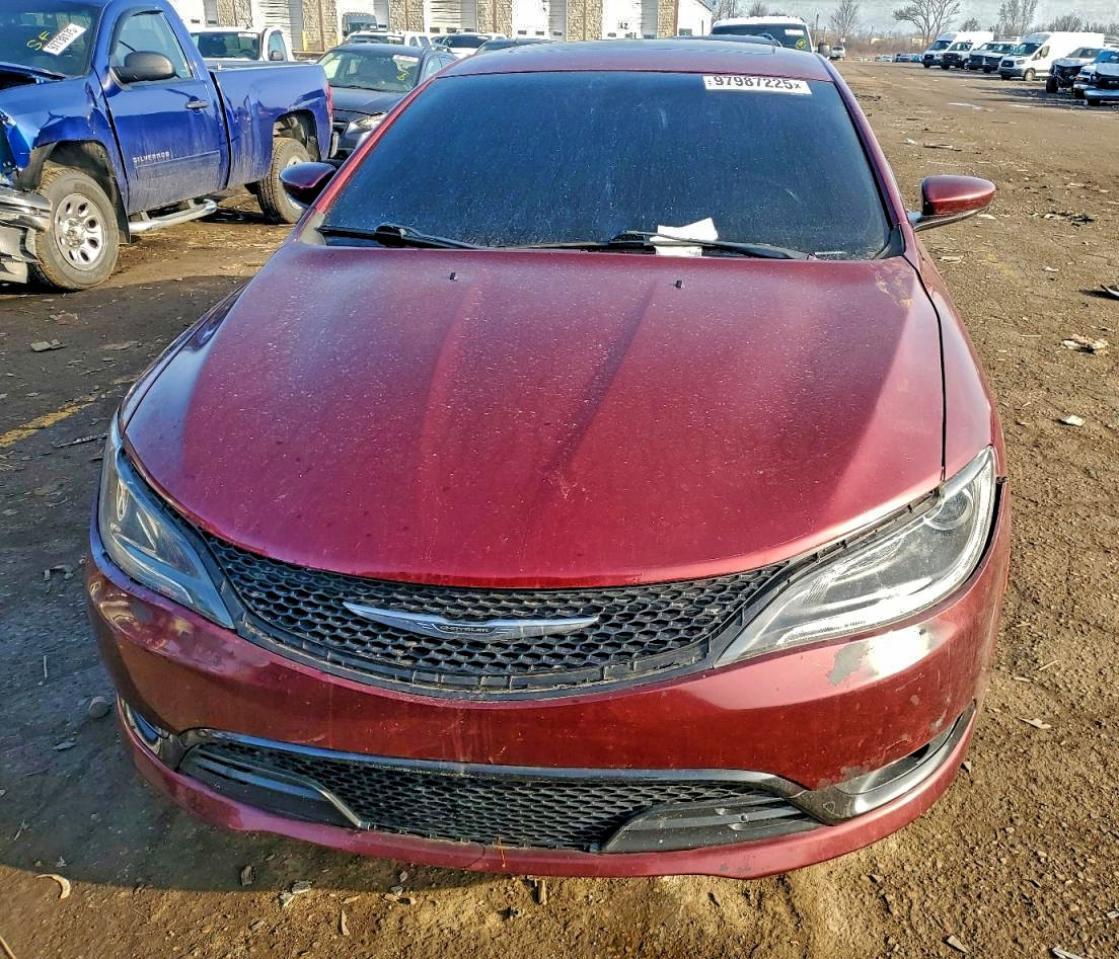 2015 Chrysler 200 S - zdjęcie 5