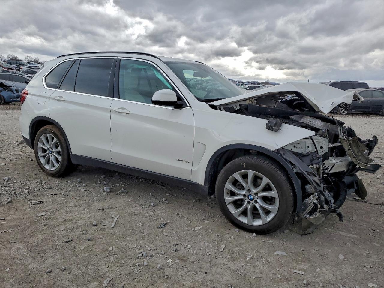 2016 BMW X5 xDrive35I - zdjęcie 4