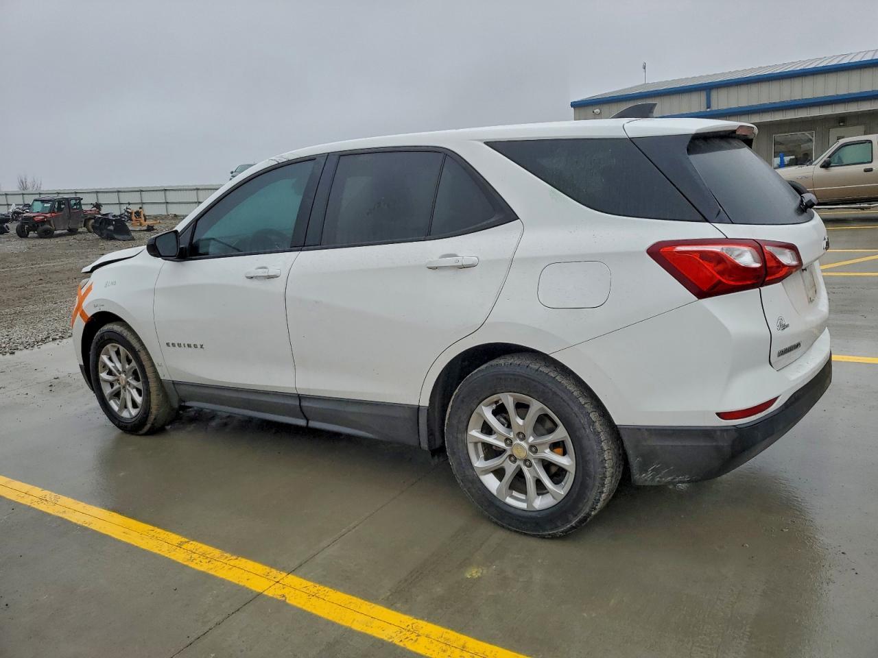 2019 Chevrolet Equinox Ls - zdjęcie 2