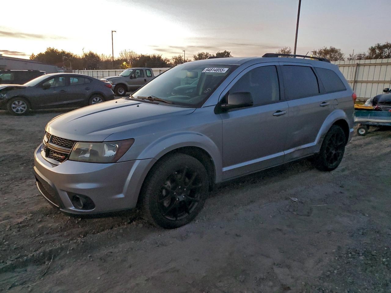 2017 Dodge Journey Sxt - zdjęcie główne