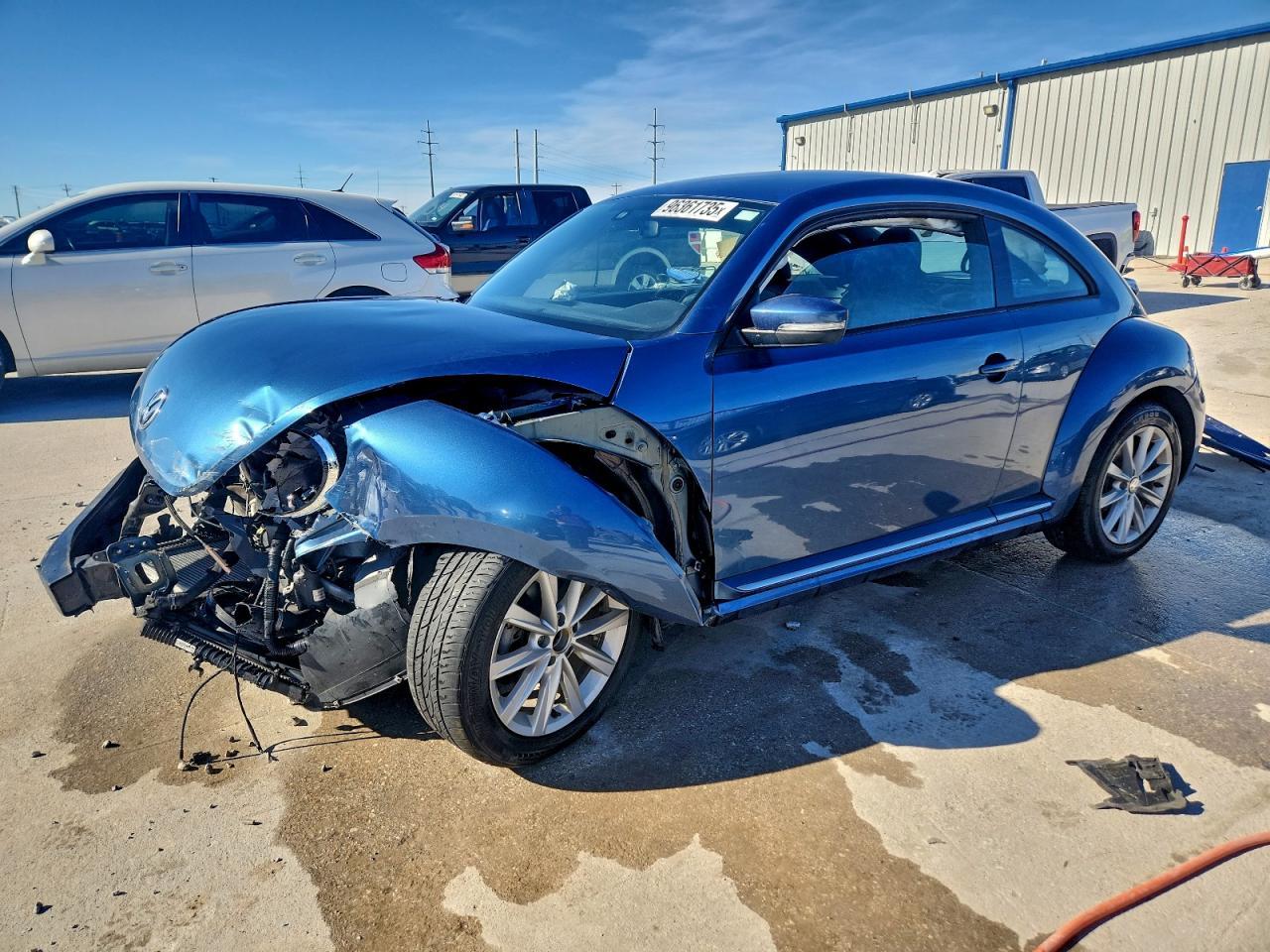 2018 Volkswagen Beetle S - zdjęcie główne