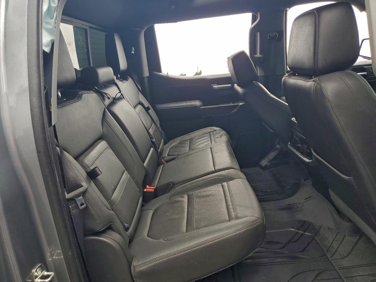2019 GMC Sierra K1500 Denali - zdjęcie 10